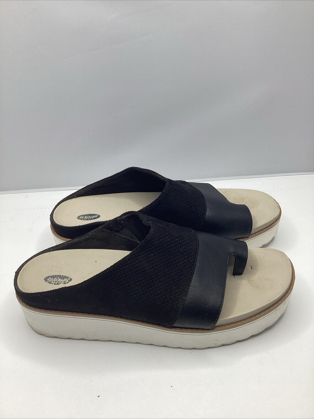 DR SCHOLL'S MORRIS 9.5M Womens Black Toe Strap Comfortable Styli Thong Sandals - Picture 8 of 11